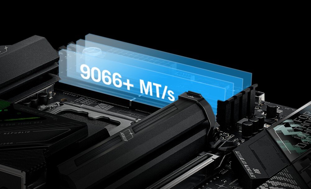 Płyta główna ASUS ROG Strix Z890-F Gaming WiFi Zbliżenie na gniazdo pamięci z przezroczystą niebieską grafiką przedstawiającą napis '9066+ MT/s' unoszącą się nad slotami DDR5, pamięć RAM, taktowanie, podkręcenie