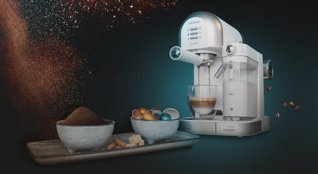 Ekspres CECOTEC Bianca Cumbia Power Instant-ccino 20 Chic wygląd design prezentacja wizualizacja Aromatyczna wygoda na co dzień