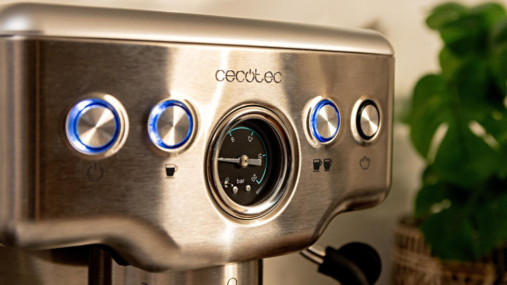 Ekspres CECOTEC Power Espresso 20 Barista Mini Intuicyjna obsługa Prosty w użyciu interfejs łatwe sterowanie