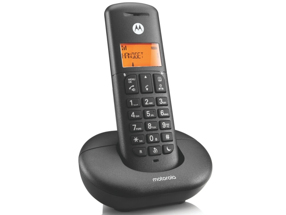 Czarny telefon bezprzewodowy z wyświetlaczem LCD, na którym widoczny jest tekst \'CONNECT HOUSE\'. Telefon umieszczony jest na stacji dokującej z logo \'motorola\'.
