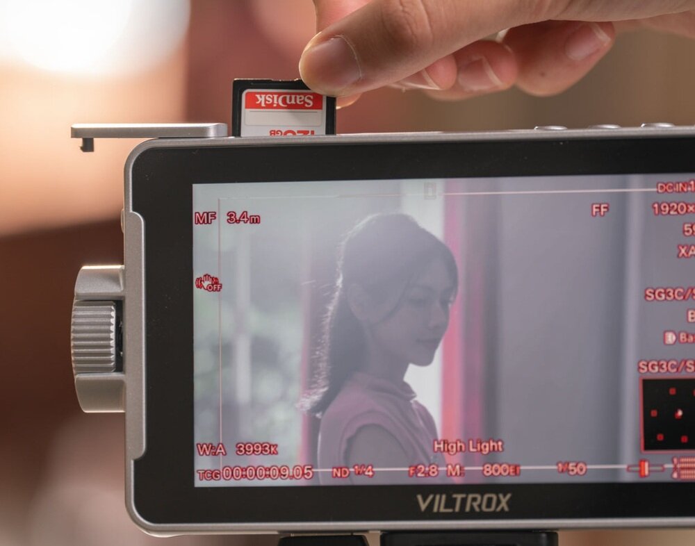 Monitor podglądowy VILTROX DC-V1 5.5 jakość