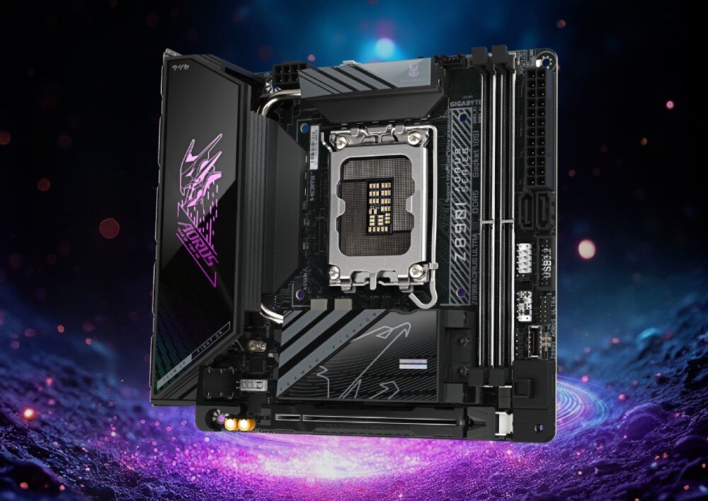 Płyta główna GIGABYTE Z890I Aorus Ultra Płyta główna w formacie mini-ITX z gniazdem procesora w centrum, dwoma slotami pamięci RAM po prawej stronie i podświetlanym panelem z logo po lewej, na tle fioletowo-niebieskiej grafiki kosmicznej, opis
