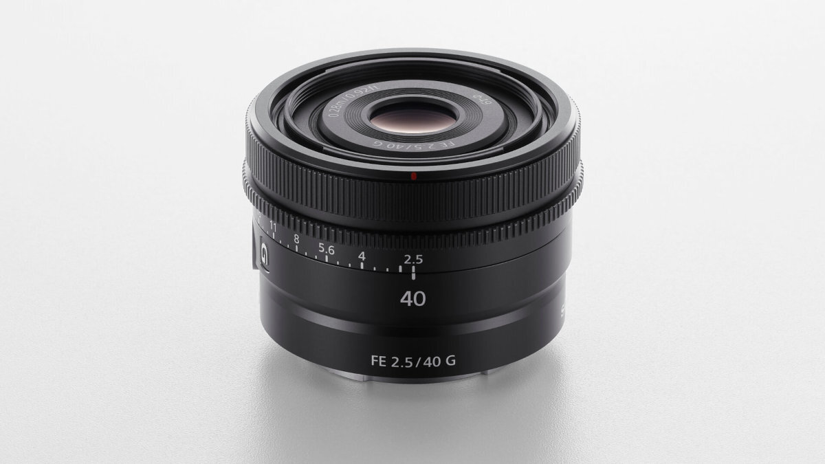 SONY FE 40mm Aluminiowe korpusu i osłony wygrawerowanymi oznaczeniami konstrukcja, pierścień przysłony system Linear Response MF