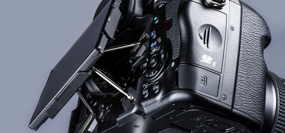 Aparat PENTAX K-1 Mark II  kadr na przełączniki 