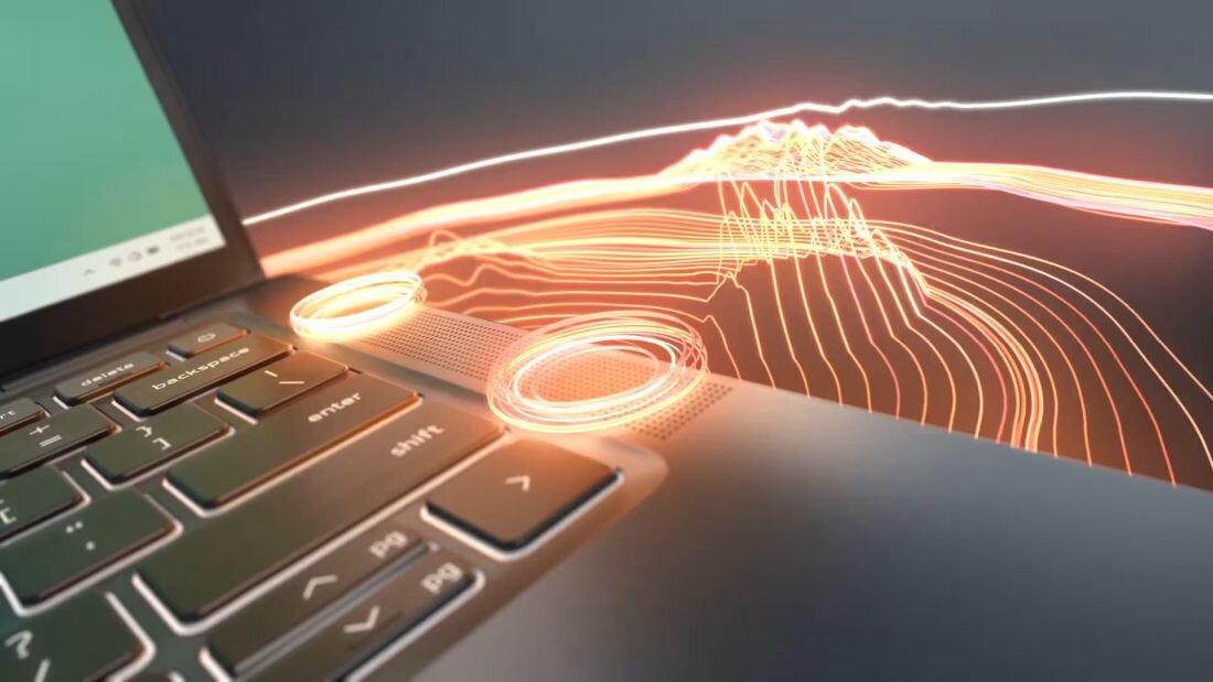 DELL Latitude 7450 z podświetloną linią, ukazujący głośniki, widok z góry. - wysoka jakość dźwięku  