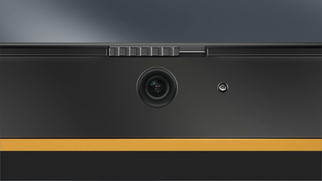 Zbliżenie na kamerę w laptopie DELL Latitude 5350.  - kamera FHD 1080P   