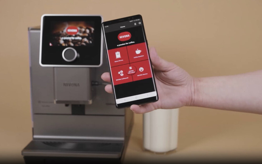 Ekspres NIVONA Nicr 970 Srebrny Profesjonalny aromat w domu Aroma Pre-Select aplikacja smakuje jak w kawiarni