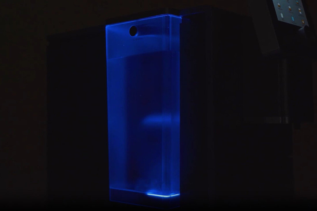 Ekspres NIVONA Nicr 970 Srebrny Elegancja i funkcjonalność Podświetlenie zbiornika kolor kolorystyka klimat