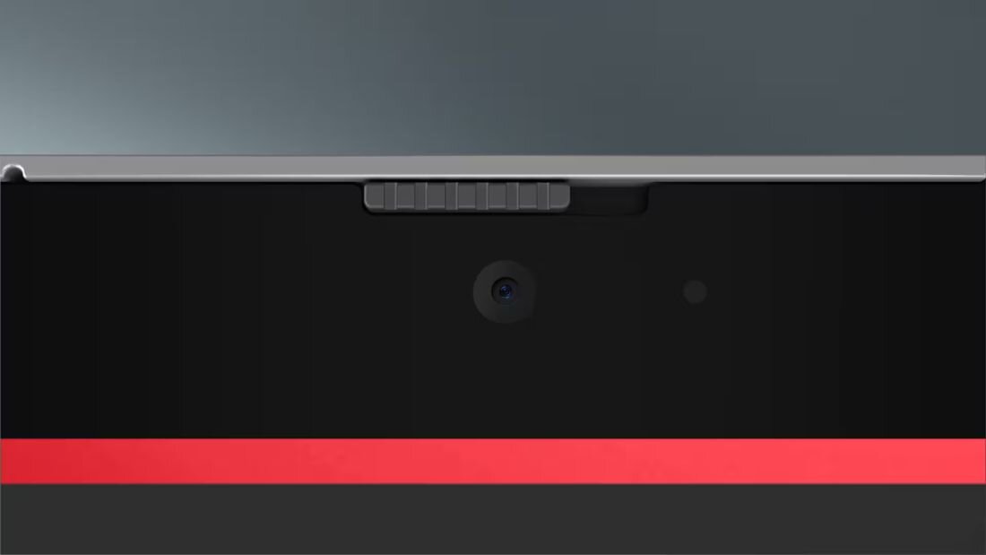 Zbliżenie na zaślepkę prywatności w kamerze FHD 1080p laptopa Dell Latitude, podkreślające fizyczną ochronę prywatności. - kamera Full HD 1080p z funkcją podczerwieni (IR)