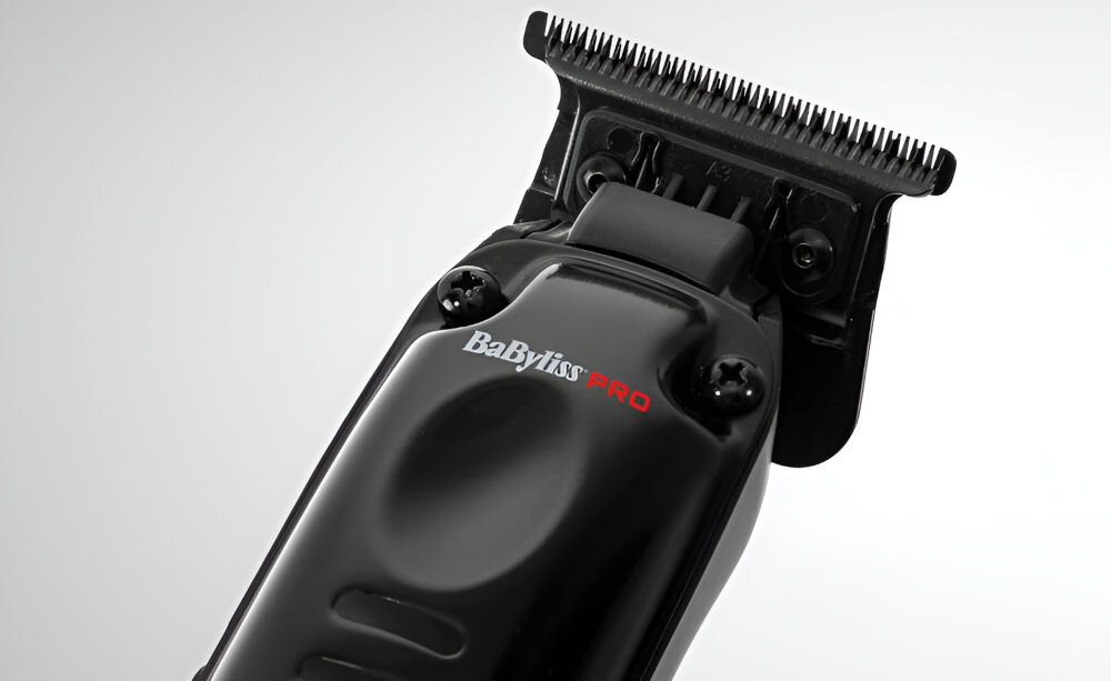 Trymer BABYLISS Pro FX726E ostre tytanowe ostrze precyzyjne cięcia bez podrażnień trwałość odpornośc na zużycie cięcie włosów brody gładkie precyzyjne wykończenie