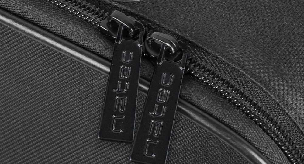 Torba na laptopa NATEC Impala 2 17.3 cali Czarny czarna kolorystyka szary akcent na spodzie dyskretny logotyp uniwersalne wzornictwo