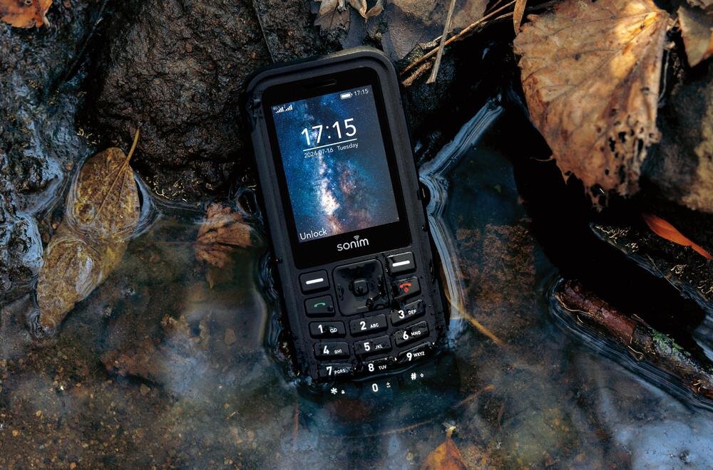 Telefon SONIM XP100 4G wytrzymałość