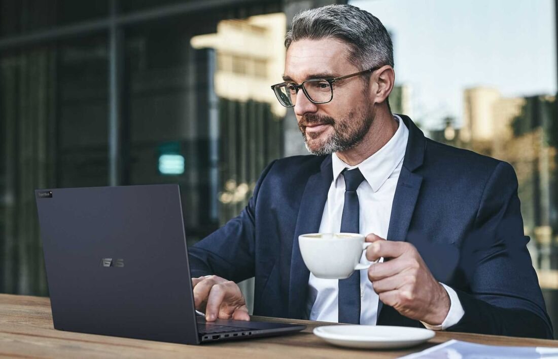 Laptop ExpertBook B9 B9403 - Dolby Atmos