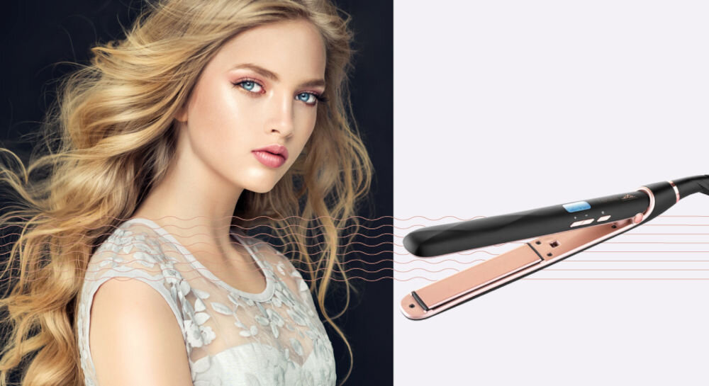 Prostownica ETA Fenite 933690010 230 stopni kobieta blond kręcone włosy prostownica czarna obudowa otwarta pozycja płytki wyświetlacz przyciski jasne tło pełne dopasowanie temperatury 150°C–230°C ustawienia co 10°C wbudowany wyświetlacz LED intuicyjna obsługa technologia PTC gotowa do pracy niemal od razu po uruchomieniu dla zabieganych 