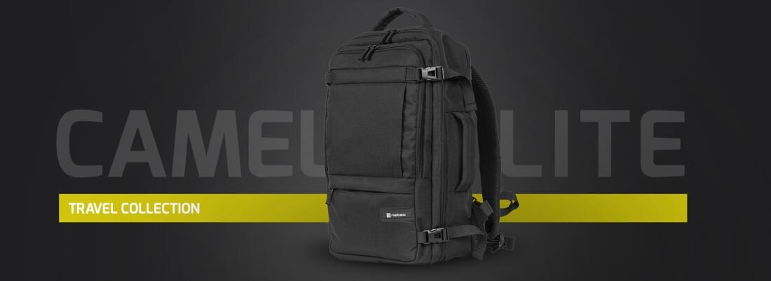 Czarny plecak kabinowy z kilkoma kieszeniami i paskami, na tle napisu \'CAMEU LITE\'. Widoczny jest również napis \'TRAVEL COLLECTION\' na żółtym pasku.