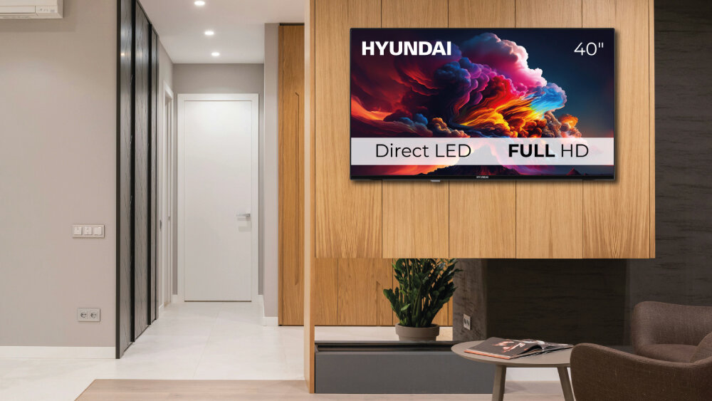 Telewizor HYUNDAI FLP40T456 design eleganckie wykończenie 40 cali, telewizor zawieszony na ścianie w pomieszczeniu