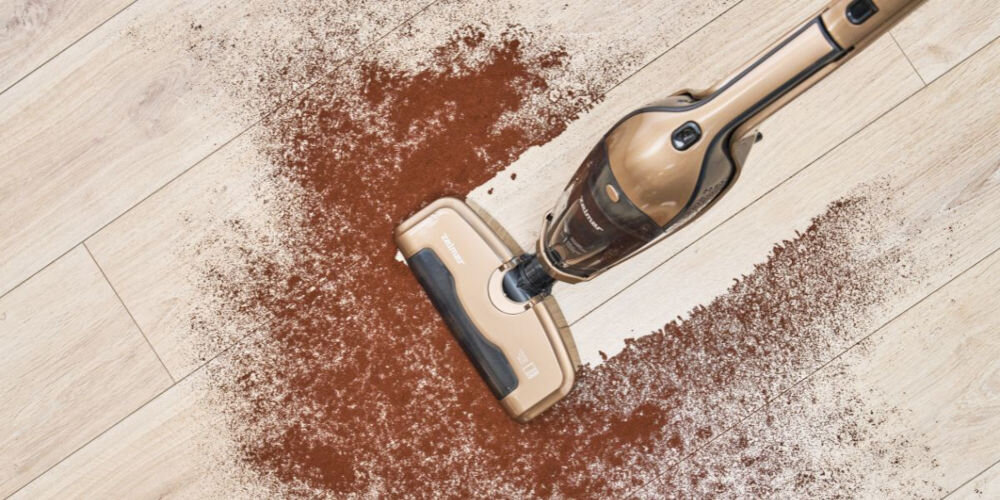 Odkurzacz ZELMER ZSVC422 Marek akumulator napięcie 22,2 V jedno ładowanie około 5 godzin do 40 minut szybkie efektywne uporanie z zabrudzeniami bezprzewodowa konstrukcja wygoda swoboda ruchu powierzchnie podłóg mebli trudno dostępne miejsca 