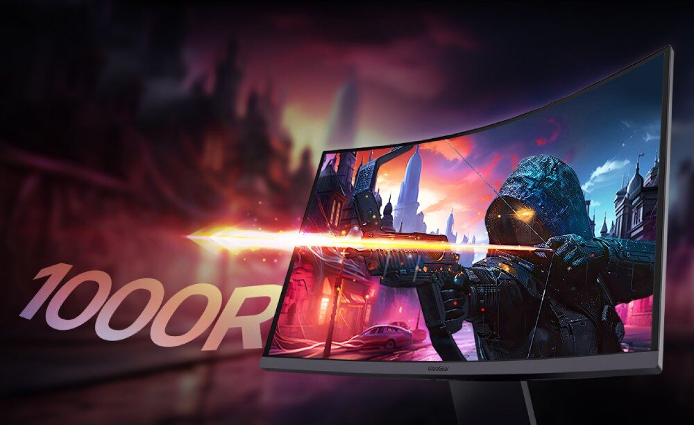 Monitor LG UltraGear 27GS60QC-B.AEUQ Trzy monitory ustawione obok siebie, tworzące panoramiczny widok sceny z gry. Na ekranach widoczny wojownik z tarczą, mierzący się z dużym smokiem nad ruinami zamku, przekątna, zakrzywienie, rozdzielczość, kolory