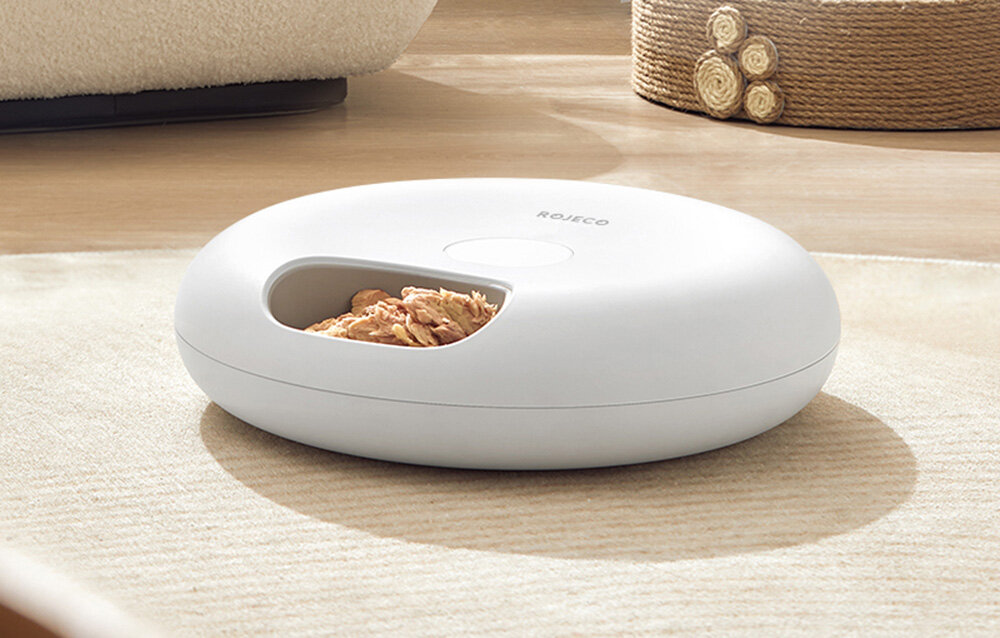 Dozownik karmy automatyczny ROJECO 6 Meals Automatic Cat Feeder with 2 Ice Packs Inteligentny dozownik karmy Rojeco akumulator 3600 mAh praca do 30 dni wskaźnik ładowania