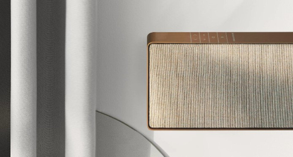 Soundbar BANG & OLUFSEN Beosound Stage - Prosta konfiguracja, kadr soundbara