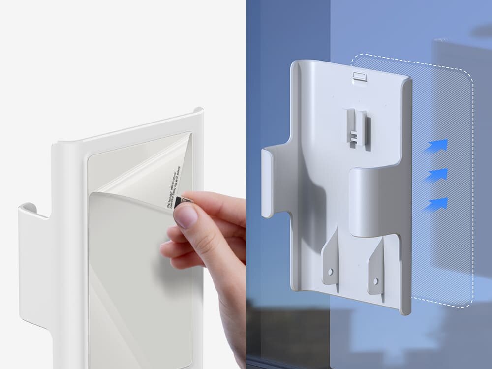 Zestaw montażowy ZTE Window Mounting Set do MC889 Biały uchwyt montażowy z widoczną odklejaną taśmą zabezpieczającą. Obraz pokazuje sposób instalacji uchwytu na oknie — odklejenie folii ochronnej i przyklejenie uchwytu do czystej szyby.