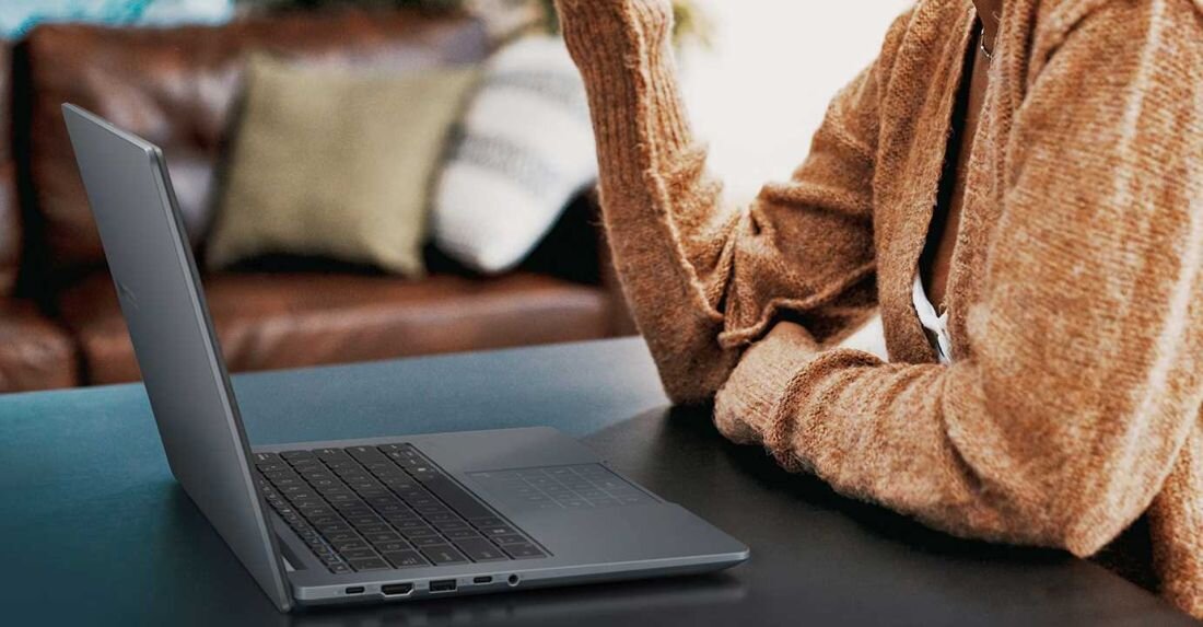 Laptop ExpertBook BM1 - dwukierunkowa redukcja szumów opartą na AI
