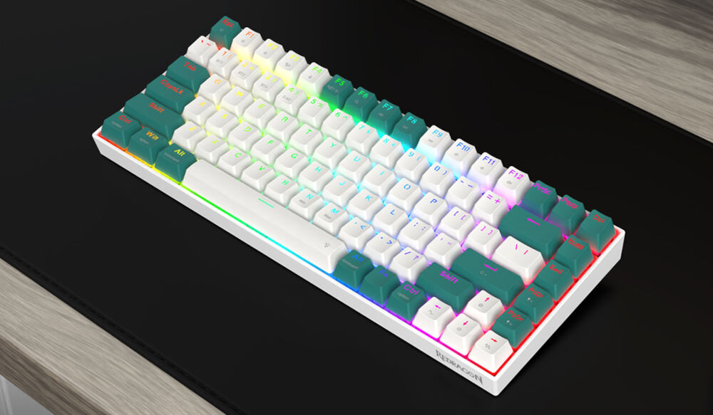 Klawiatura K678WG-RGB-PRO Singed
kontrola bez zakłóceń technologie Anti-Ghosting oraz N-Key Rollover, produkt na czarnej podkładce