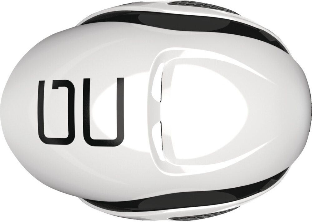 Kask rowerowy ABUS Gamechanger Polar Biało-czarny Szosowy rozmiar L, 59-62 cm krajobraz osoba w kasku na tle gór i łąki ActiCage piankowe wzmocnienie strukturalne proces In-Mold amortyzujący materiał EPS zewnętrzna powłoka z poliwęglanu dolna krawędź z PC