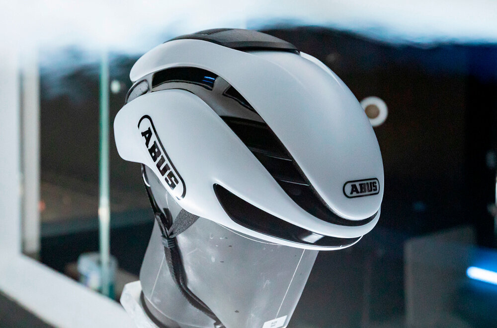 Kask rowerowy ABUS GameChanger 2.0 Shine Biały Szosowy rozmiar M, 57-61 cm MIPS pomieszczenie kask na uchwycie do malowania kask rowerowy szosowy aerodynamiczny kształt z szerszą tylną częścią odpowiednia pozycja efektywne wykorzystanie energii normy EN 1078:2012+A1:2012