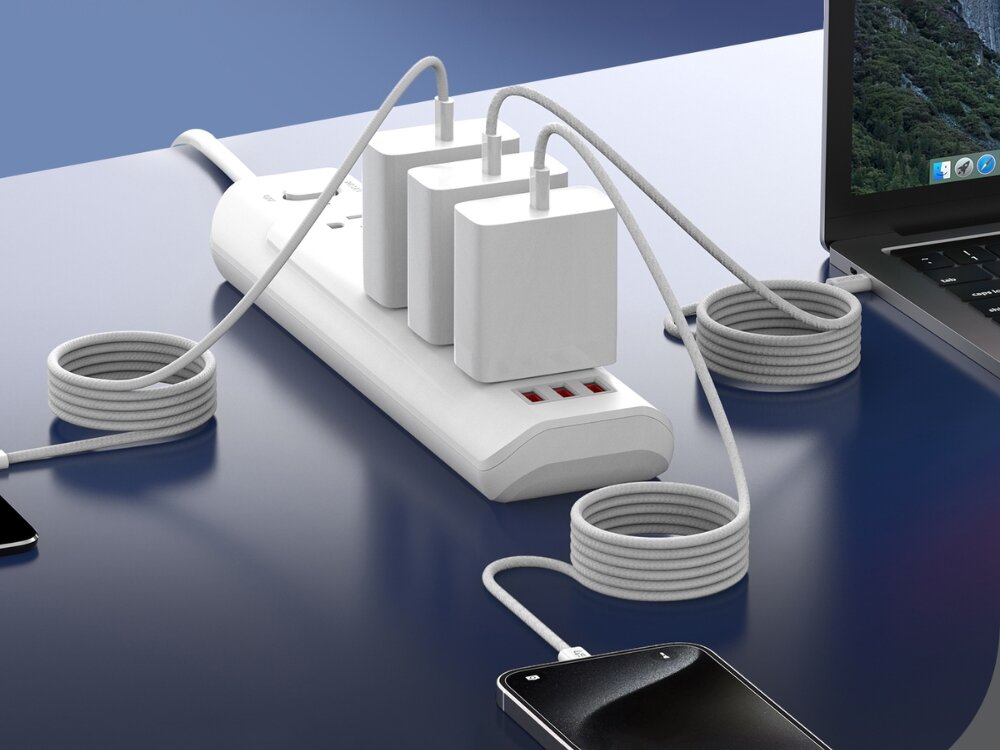 Kabel 4SMARTS USB-C 100W
                kable podłączone do adaptera i urządzeń usb-c 100w magnes