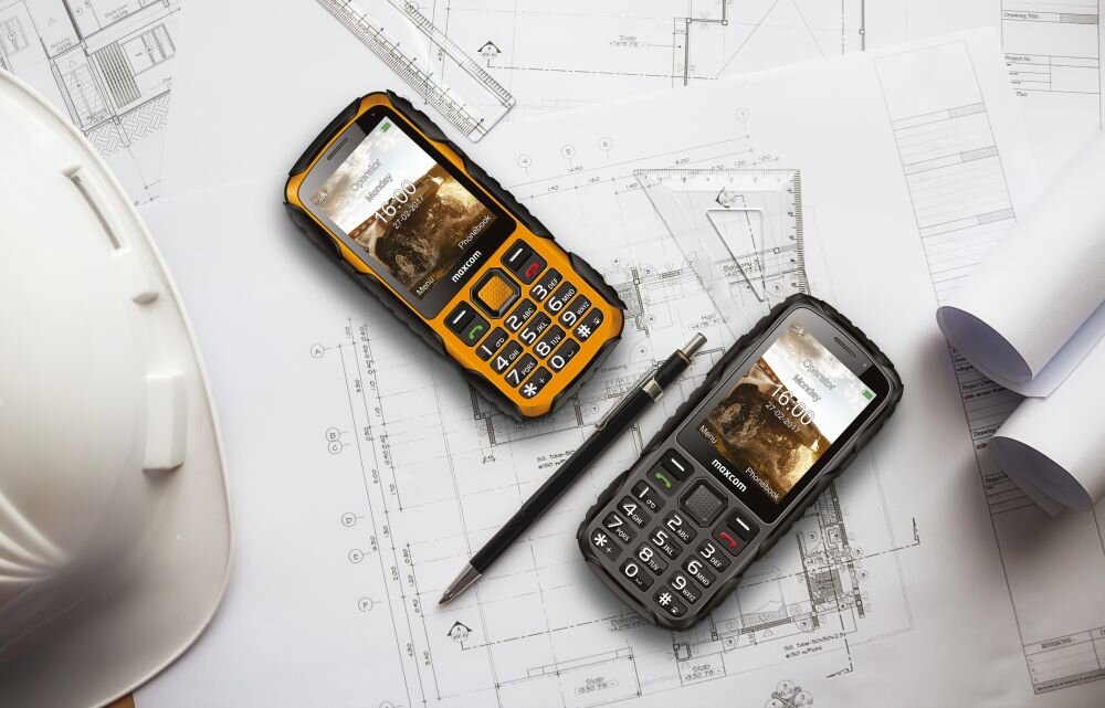 Telefon MAXCOM MM920L ekran bateria aparat procesor ram pamięć pojemność rozdzielczość zdjęcia filmy opis dane cechy blokady system obudowa szkło odporność porty muzyka transfer sieć przekątna