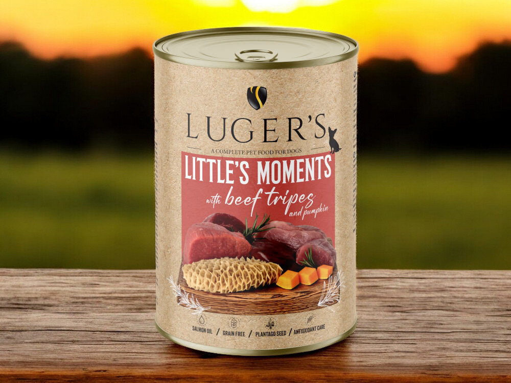 Karma dla psa LUGER’S Little's Moments Żołądki wołowe z dynią 400 g karma w puszce na blacie