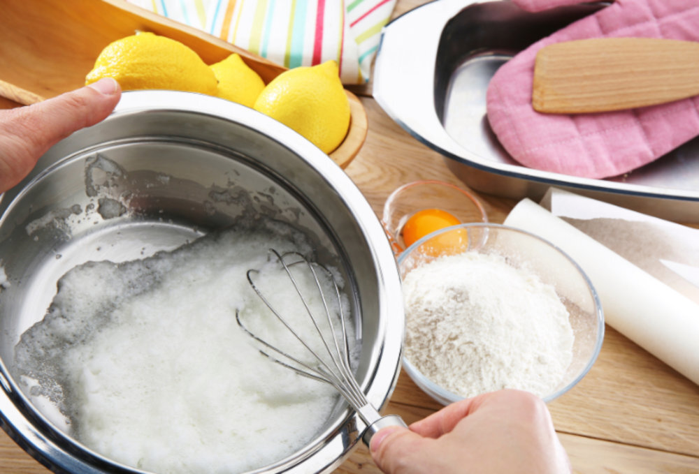 Misa PHILIPIAK Versatile 24 cm z pokrywą plastikową Łatwe czyszczenie pojemność