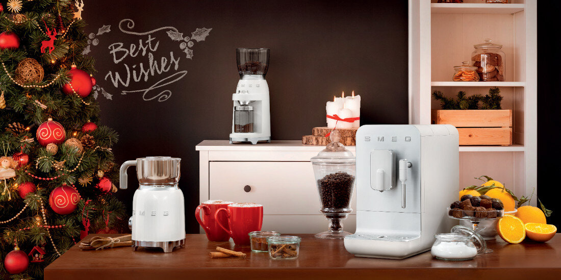 Młynek do kawy SMEG CGF11WHEU wygląd prezentacja wizualizacja design Kontrola smaku każdego dnia