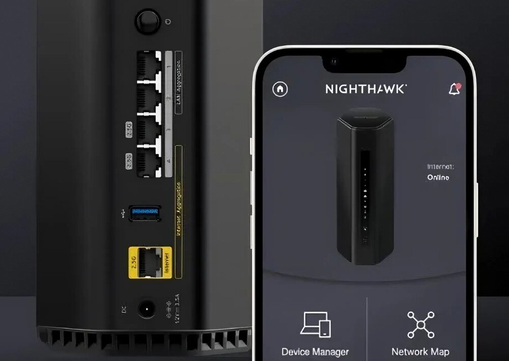 Router NETGEAR Nighthawk RS600 2.4 / 5 / 6 GHz (TriBand) zbliżenie na ekran smartfona z uruchomioną aplikacją oraz routerem stojącym obok funkcje ustawienia