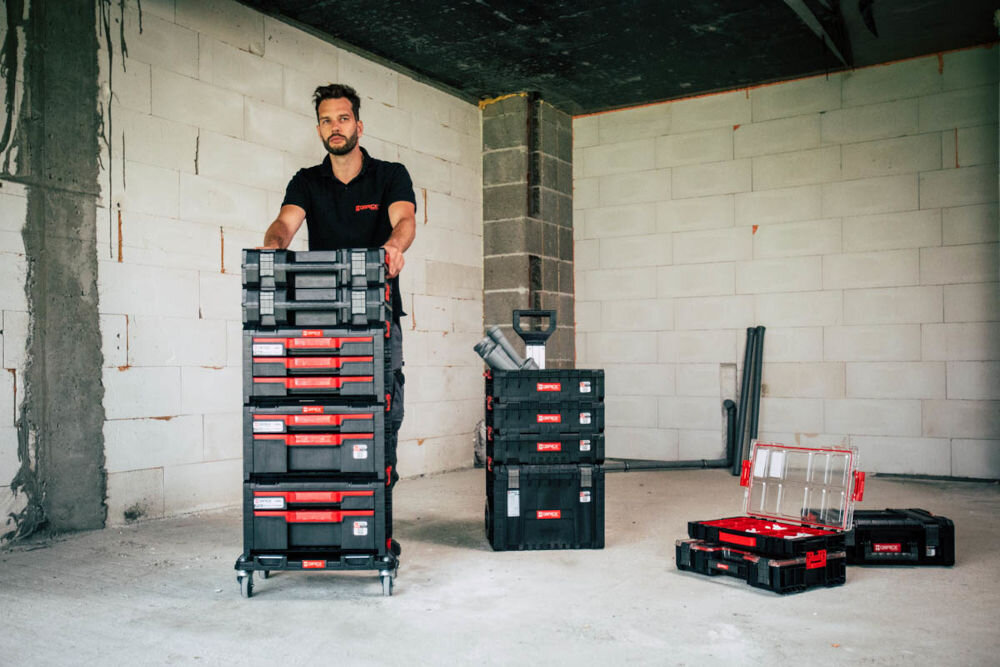 Skrzynka narzędziowa QBRICK System ONE 2.0 450 Profi Qbrick System ONE 350 wzmocniona konstrukcja 50kg ładowności z opcją montażu insertów M8