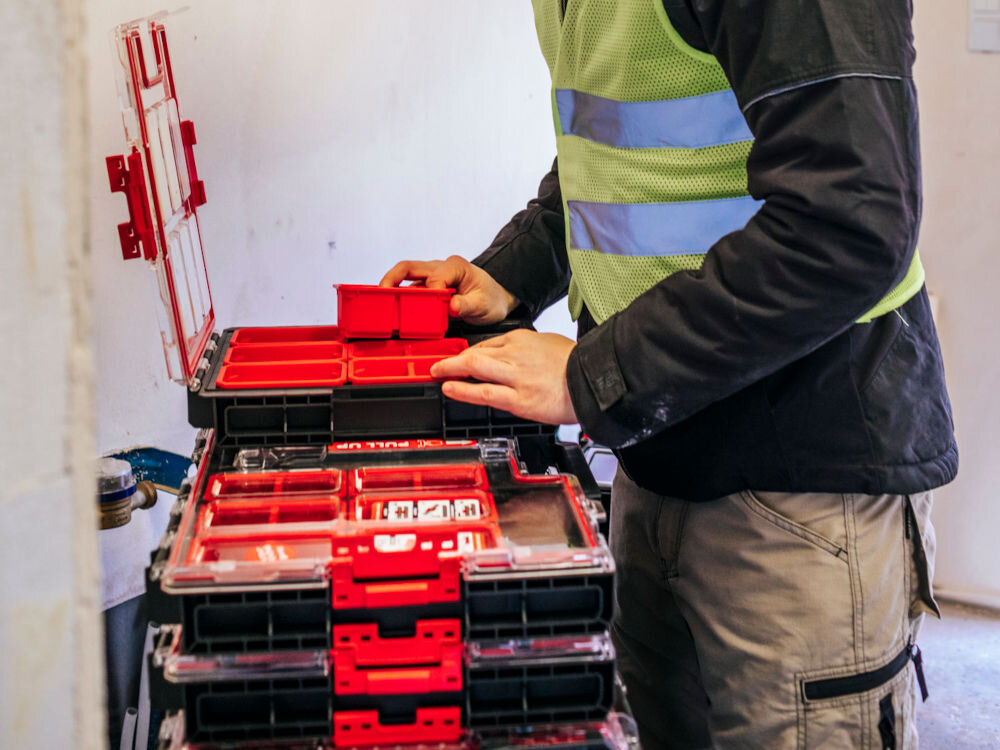 QBRICK System ONE M Plus 2.0 solidne poliamidowe zapięcia wymiary kompaktowe