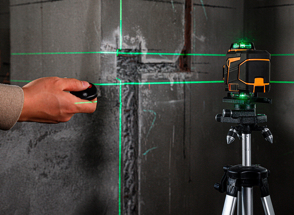 Poziomica laserowa płaszczyznowa 4D DEKO DKLL16PS1 funkcja pracy z detektorempilot zdalnego sterowania sterowanie na odleglosc magnetyczny uchwyt regulacja w trzech plaszczyznach scienny stabilne mocowanie
