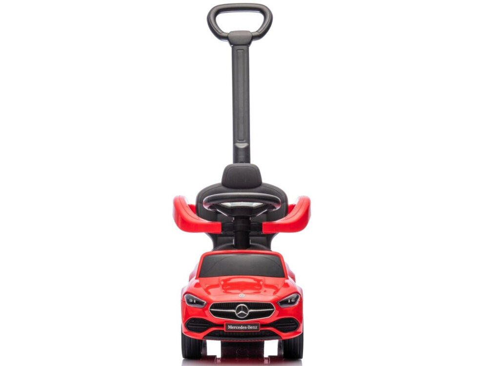 Jeździk MILLY MALLY Mercedes Benz C-Class Deluxe Czerwony jeździk na białym tle widoczny od tyłu rączka do prowadzenia o długości 80 cm można kontrolować kierunek jazdy możliwość demontażu rączki oraz barierek