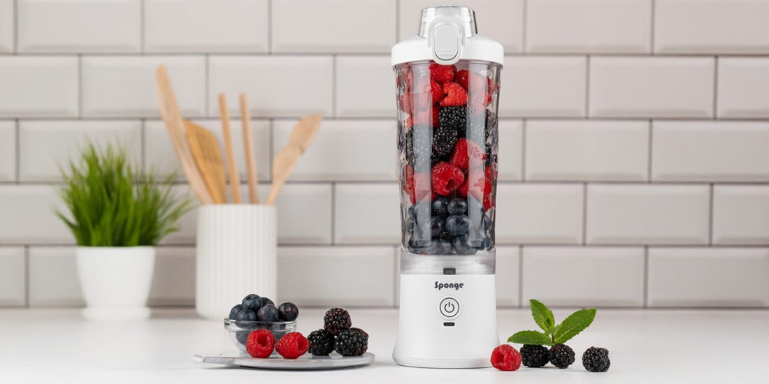 Blender personalny SPONGE SPONBLW01 Bezprzewodowy wygląd design tło prezentacja wizualizacja Blender, który dotrzymuje kroku