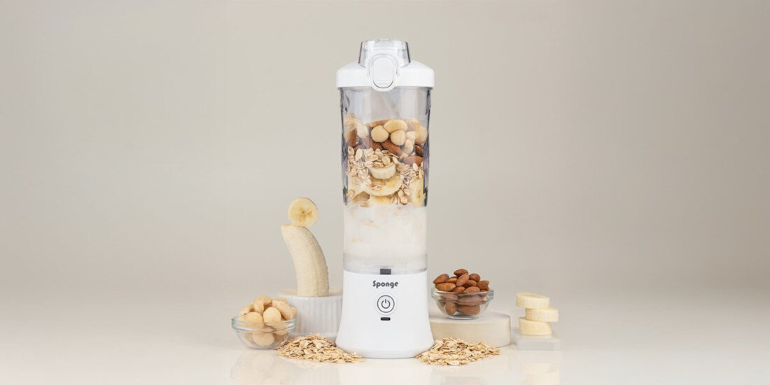 Blender personalny SPONGE SPONBLW01 Dwa tryby miksowania Standardowy tryb pulsacyjny składniki kontrola konsystencja możliwość przygotowania różnorodnych przepisów