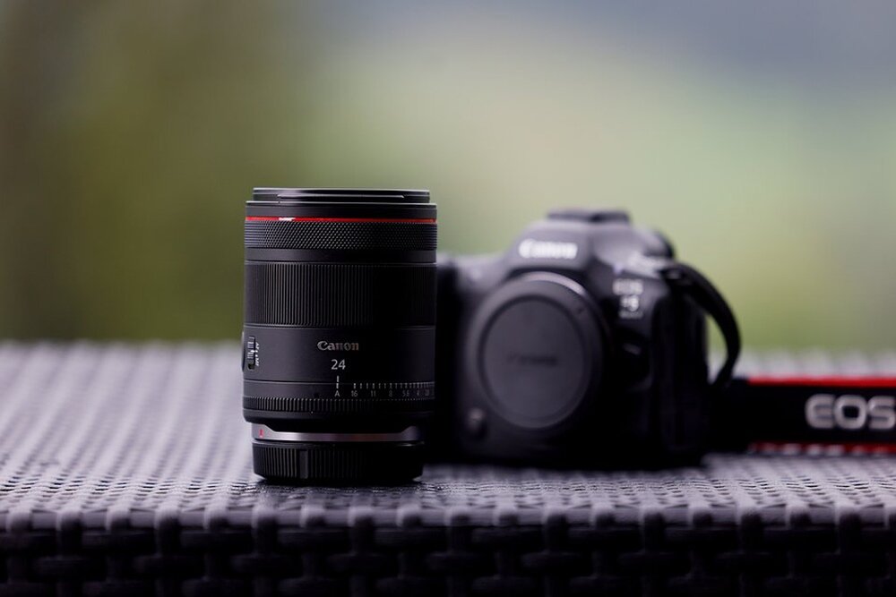 Obiektyw CANON RF 24mm F1.4L VCM kontrola