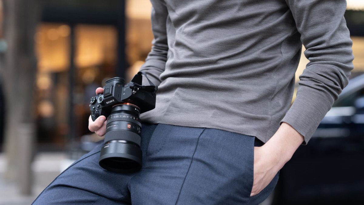 Obiektyw SONY FE 35 mm technologia optyczna krótką odległość rejestrową systemach bezlustrowych 96 x 96 x 76 mm kontrast i rozdzielczość Dwa elementy XA (ekstremalnie asferyczne) koma ostrość i wyrazistość