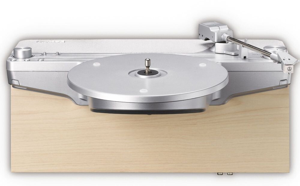 Gramofon LENCO LSA-071SI wymiary 380x307 mm waga 2.31 kg pobór mocy 13.5W tryb czuwania 0.1W, gramofon od góry na białym tle