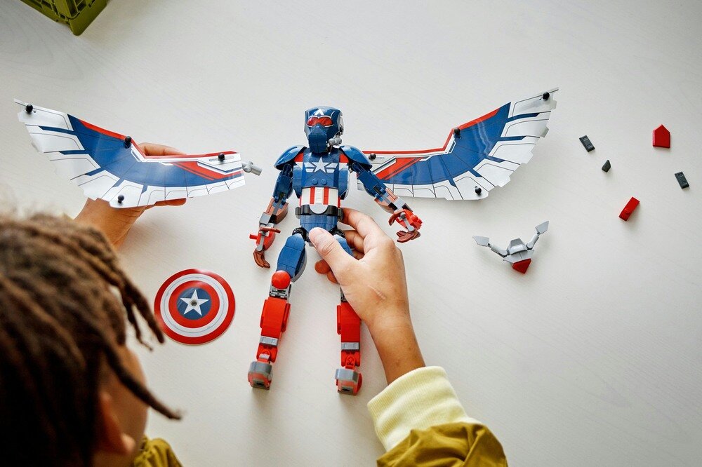 LEGO 76296 Marvel Figurka nowego Kapitana Ameryki dziecko buduje zestaw zdolności manualne rozwój dziecka koordynacja umiejętności wyobraźnia