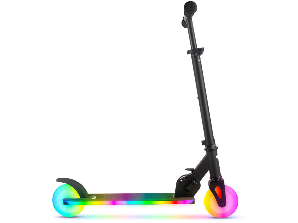 Hulajnoga dla dzieci SUN BABY Lumiride J02.026.0.1 Czarny hulajnoga widoczna z boku dla dzieci powyżej 5 roku życia zabawa pełna świateł i radości czarna innowacyjny design funkcjonalność bezpieczeństwo rozwój równowagi koordynacji ruchowej kreatywności dziecka efektowne oświetlenie LED praktyczne funkcje