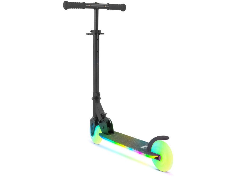 Hulajnoga dla dzieci SUN BABY Lumiride J02.026.0.1 Czarny hulajnoga widoczna od tyłu zbliżenie na hamulec bezpieczeństwo tylny hamulec nożny docisnąć do tylnego koła kontrola nad pojazdem dostosowanie prędkości