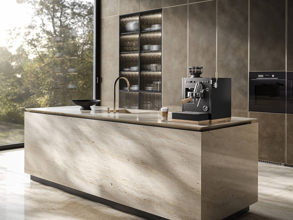 Ekspres LOEWE Aura Pure