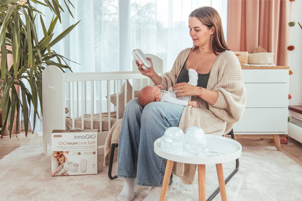 Laktator INNOGIO GIOmum Line Soft GIO-360 prezentacja wizualizacja wygląd lifestyle