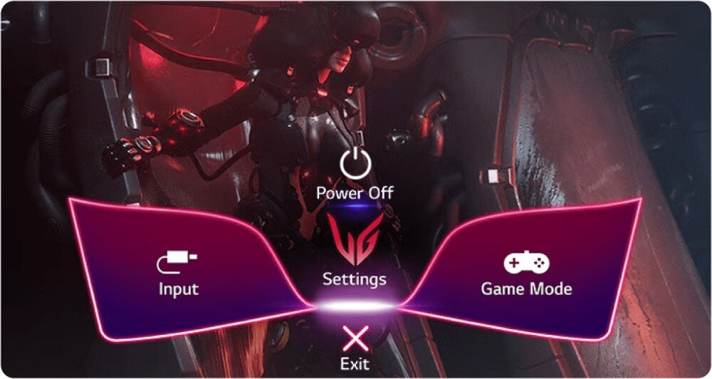 Monitor LG UltraGear 32GS95UV-B.AEU Menu ekranowe z trzema głównymi opcjami: 'Input', 'Settings' i 'Game Mode'. W tle postać ubrana w czarny strój z hełmem i mechanicznymi ramionami, funkcje, ustawienia, interfejs, skróty